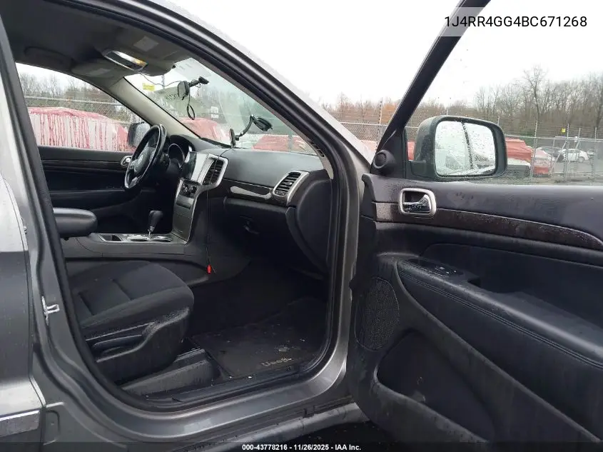 1J4RR4GG4BC671268 2011 Jeep Grand Cherokee Laredo