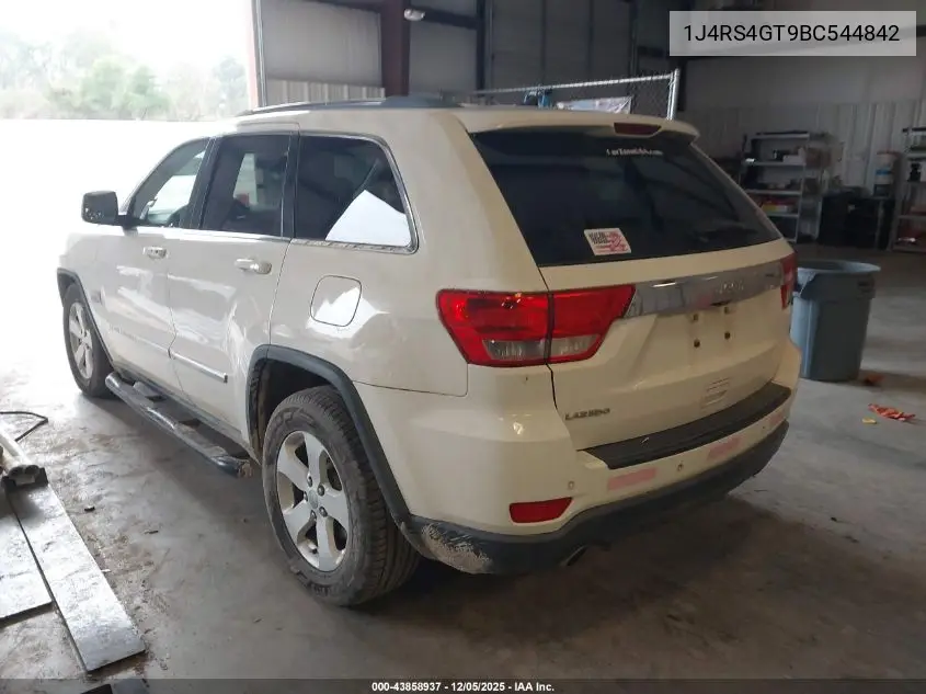 1J4RS4GT9BC544842 2011 Jeep Grand Cherokee Laredo