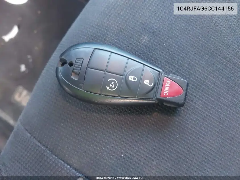 1C4RJFAG6CC144156 2012 Jeep Grand Cherokee Laredo