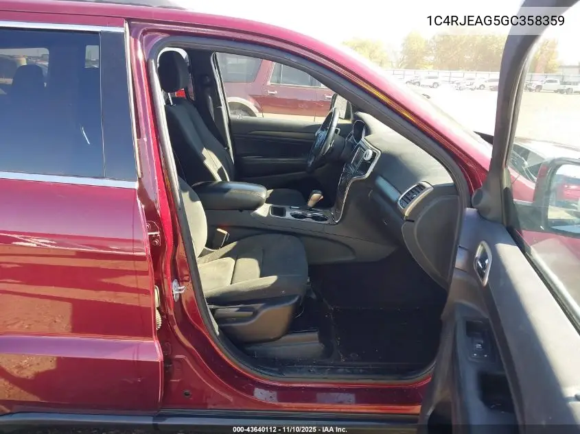 1C4RJEAG5GC358359 2016 Jeep Grand Cherokee Laredo