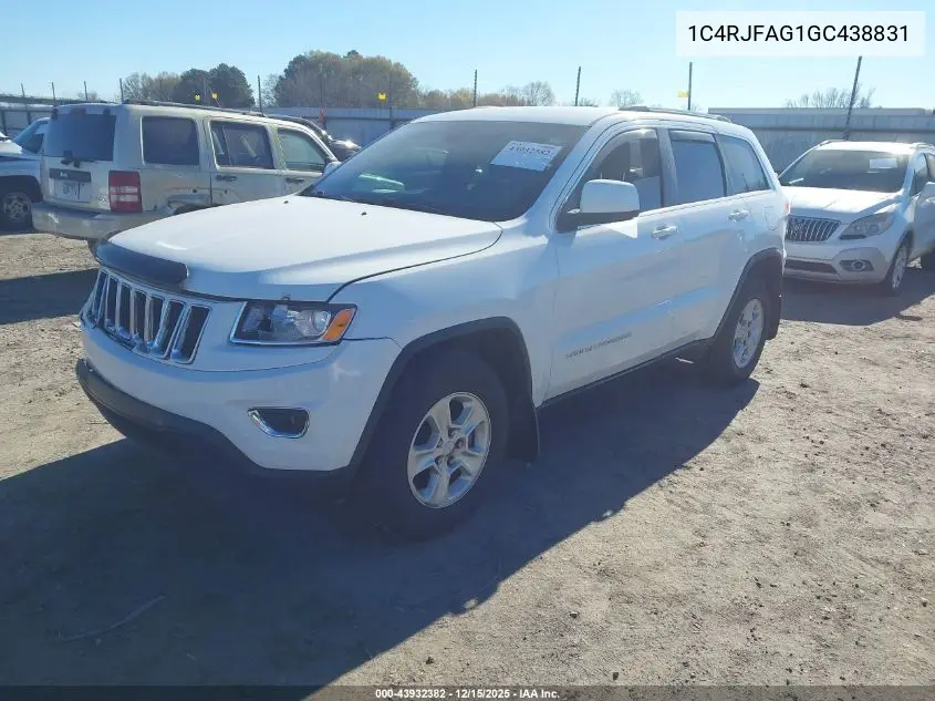 1C4RJFAG1GC438831 2016 Jeep Grand Cherokee Laredo