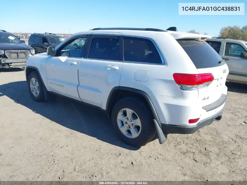 1C4RJFAG1GC438831 2016 Jeep Grand Cherokee Laredo