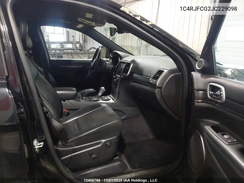 1C4RJFCG2JC229098 2018 Jeep Grand Cherokee Overland