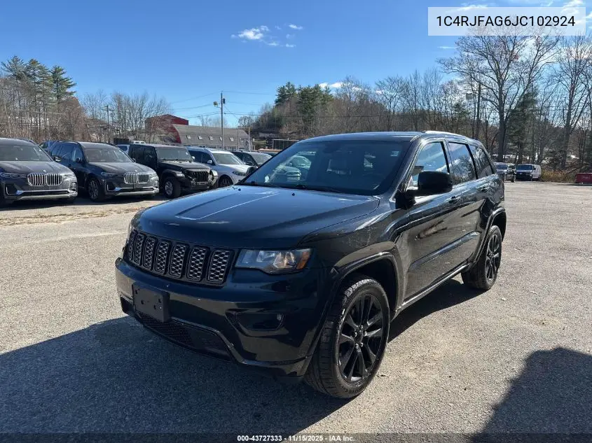 1C4RJFAG6JC102924 2018 Jeep Grand Cherokee Laredo
