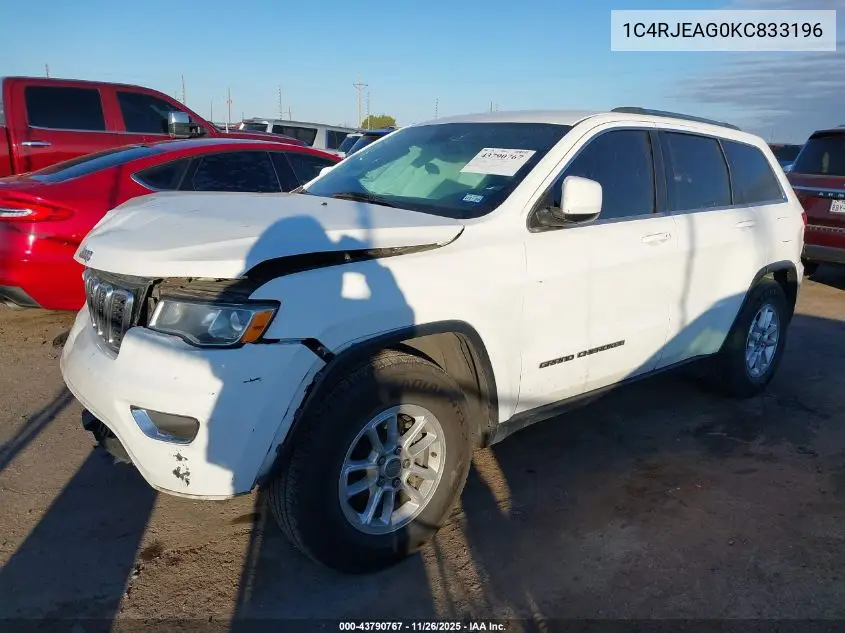 1C4RJEAG0KC833196 2019 Jeep Grand Cherokee Laredo E 4X2