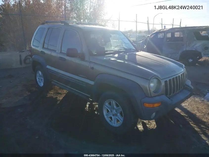 1J8GL48K24W240021 2004 Jeep Liberty Sport