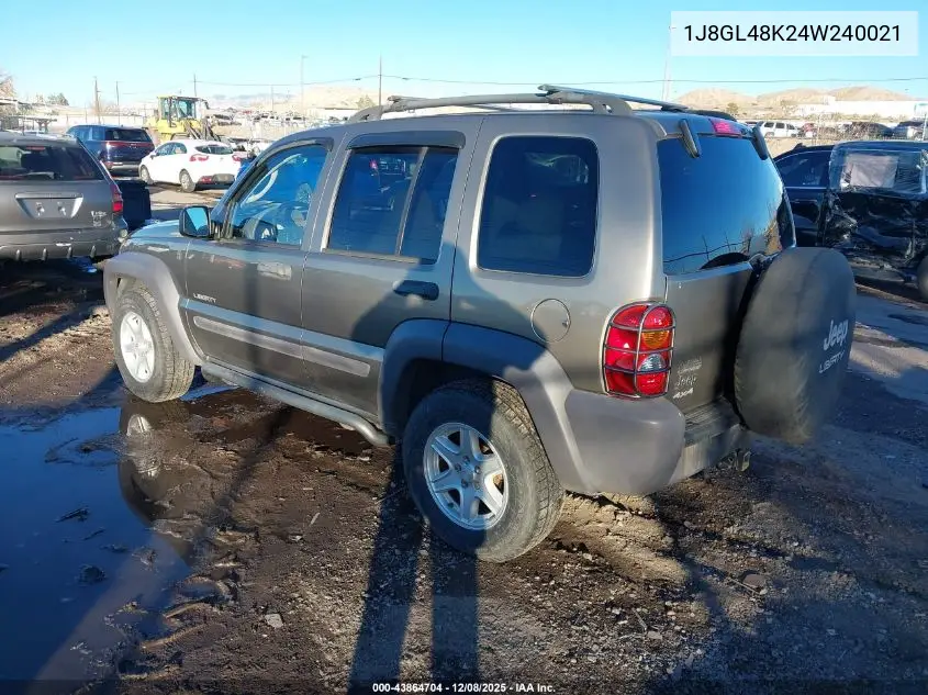 1J8GL48K24W240021 2004 Jeep Liberty Sport