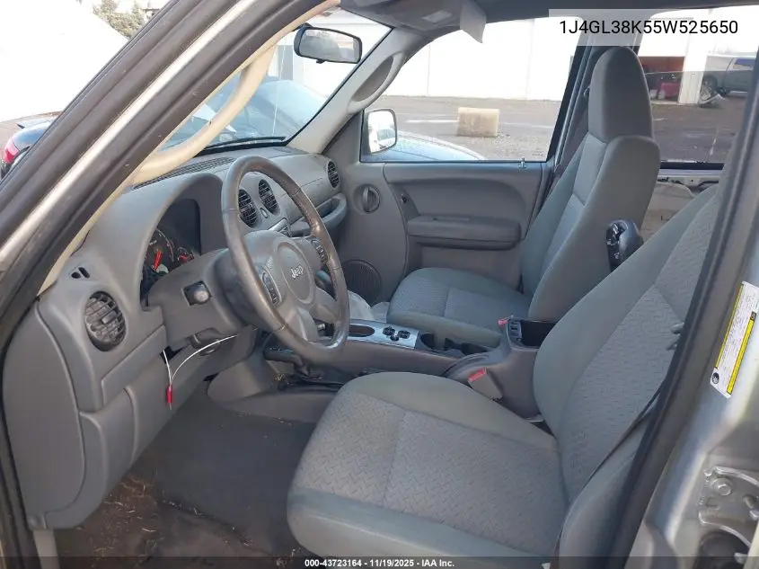 1J4GL38K55W525650 2005 Jeep Liberty Renegade