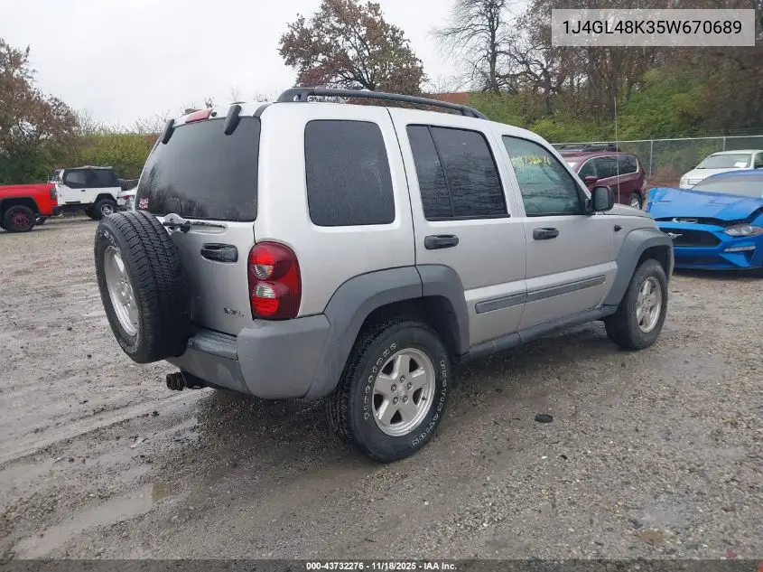 1J4GL48K35W670689 2005 Jeep Liberty Sport