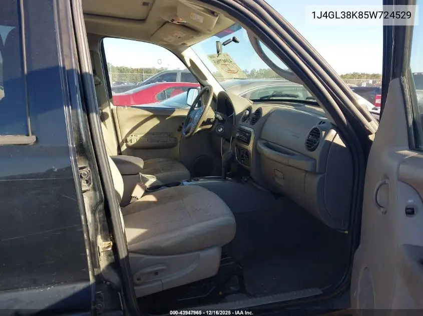 1J4GL38K85W724529 2005 Jeep Liberty Renegade