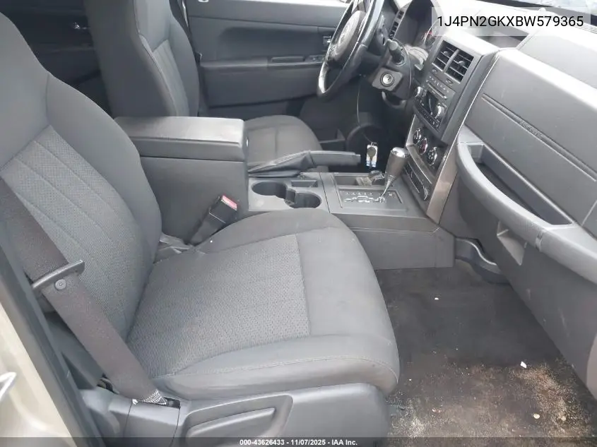 1J4PN2GKXBW579365 2011 Jeep Liberty Sport