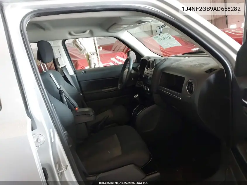 1J4NF2GB9AD658282 2010 Jeep Patriot Sport