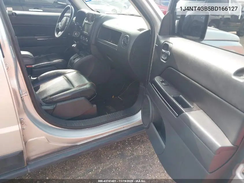 1J4NT4GB5BD166127 2011 Jeep Patriot Latitude X