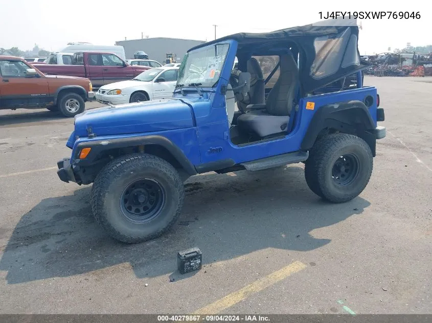 1998 Jeep Wrangler Sport VIN: 1J4FY19SXWP769046 Lot: 40279867