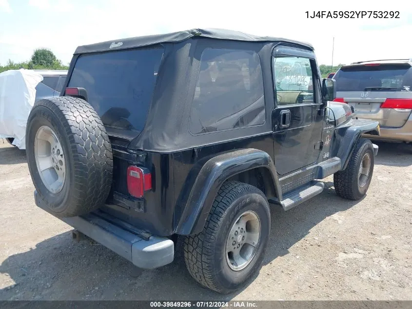 1J4FA59S2YP753292 2000 Jeep Wrangler Sahara