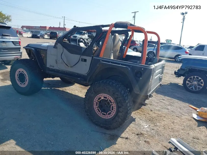 2000 Jeep Wrangler Sport VIN: 1J4FA49S4YP792783 Lot: 40226598