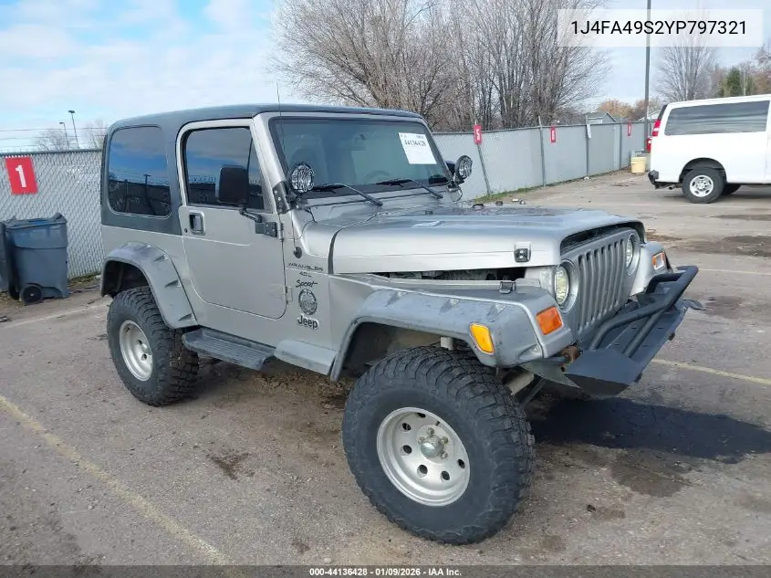 1J4FA49S2YP797321 2000 Jeep Wrangler Sport