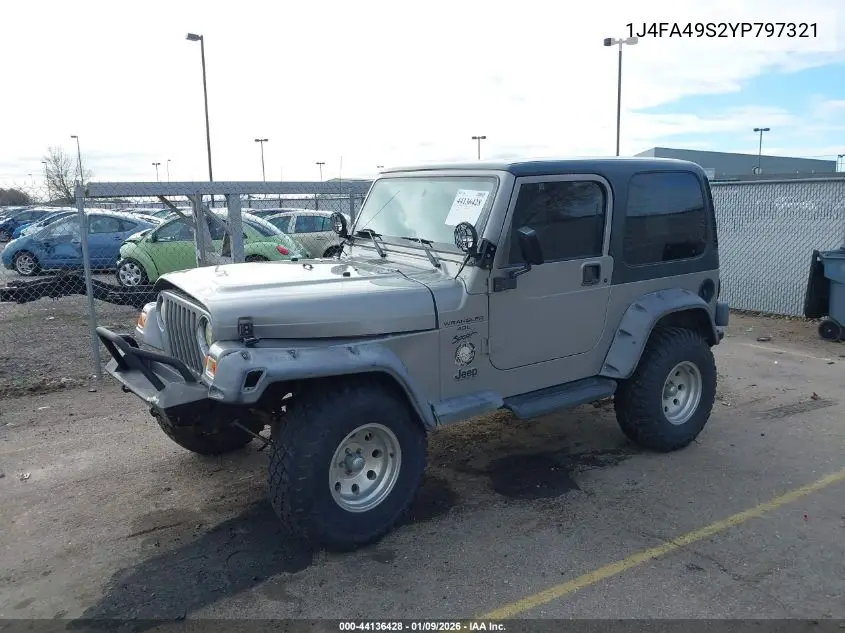 1J4FA49S2YP797321 2000 Jeep Wrangler Sport