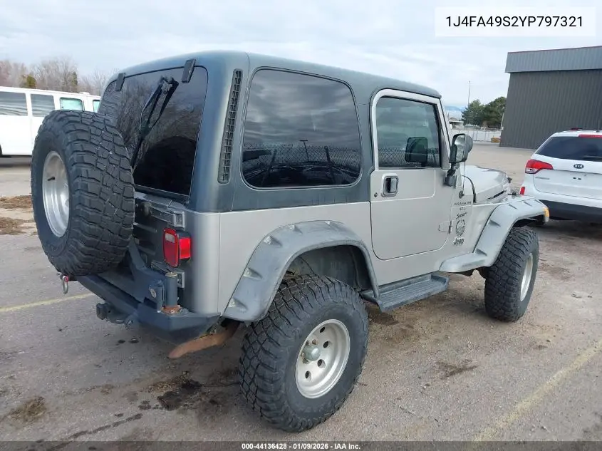 1J4FA49S2YP797321 2000 Jeep Wrangler Sport
