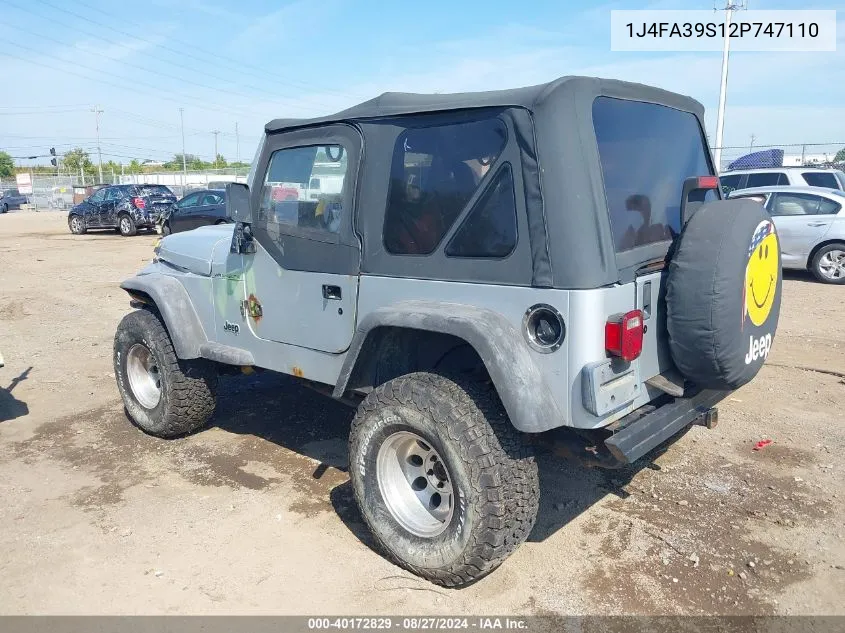 2002 Jeep Wrangler X VIN: 1J4FA39S12P747110 Lot: 40172829