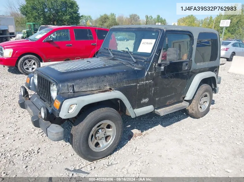 2002 Jeep Wrangler X VIN: 1J4FA39S32P762983 Lot: 40258406