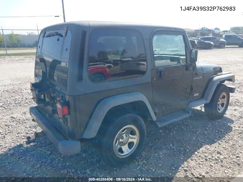 2002 Jeep Wrangler X VIN: 1J4FA39S32P762983 Lot: 40258406