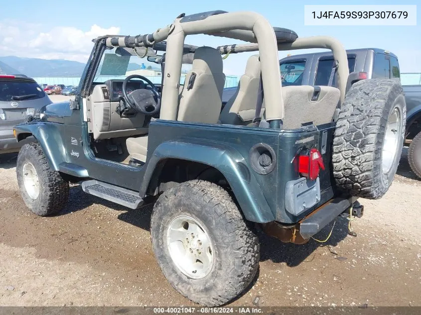 1J4FA59S93P307679 2003 Jeep Wrangler Sahara