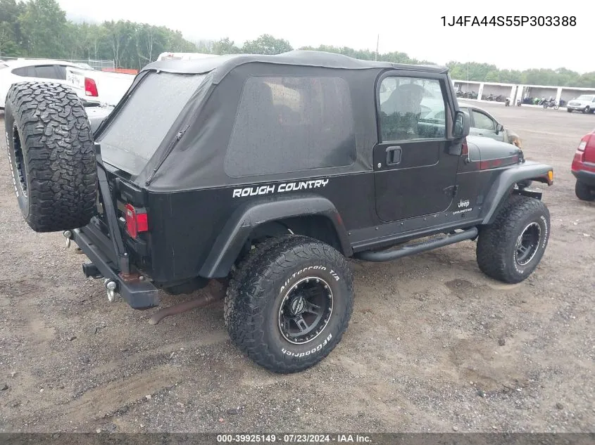 2005 Jeep Wrangler Unlimited VIN: 1J4FA44S55P303388 Lot: 39925149