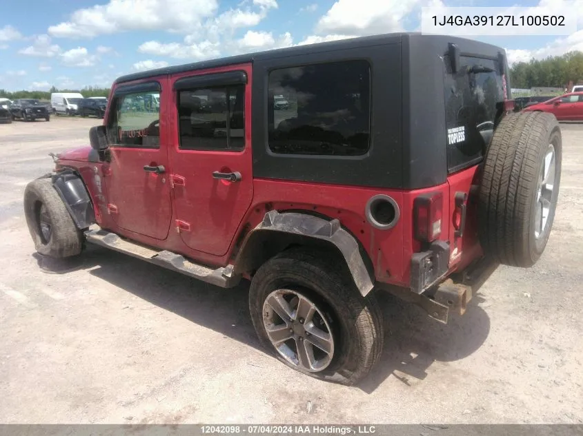 2007 Jeep Wrangler X VIN: 1J4GA39127L100502 Lot: 12042098