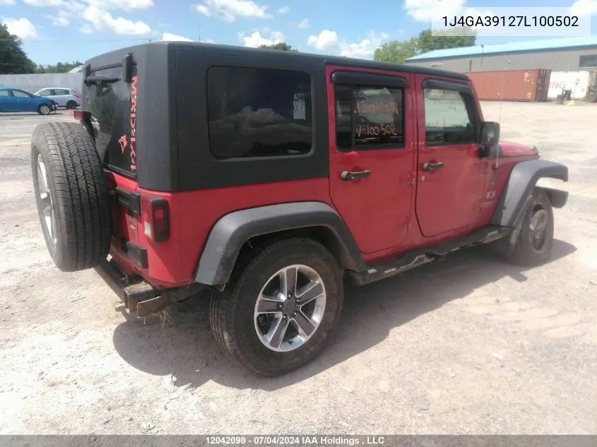 2007 Jeep Wrangler X VIN: 1J4GA39127L100502 Lot: 12042098