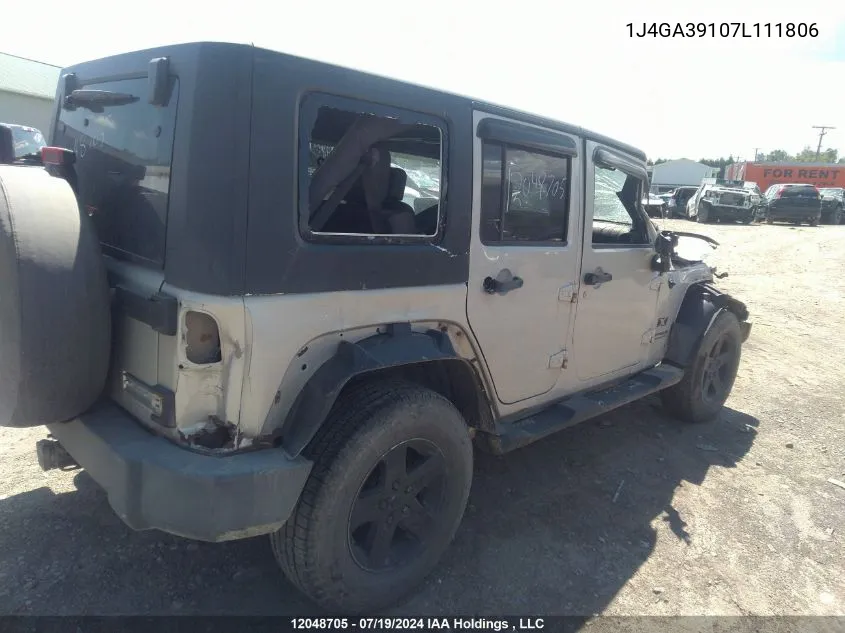 2007 Jeep Wrangler X VIN: 1J4GA39107L111806 Lot: 12048705