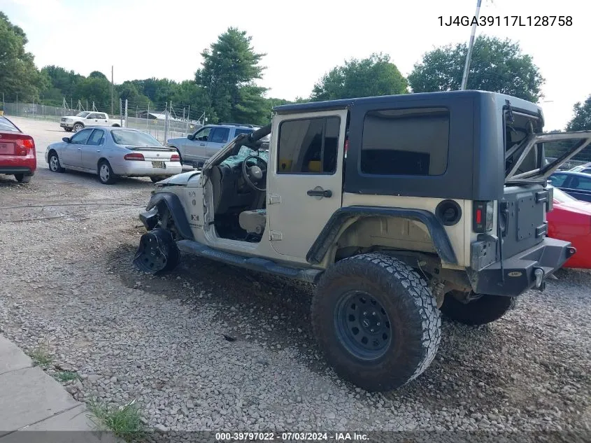 2007 Jeep Wrangler Unlimited X VIN: 1J4GA39117L128758 Lot: 39797022