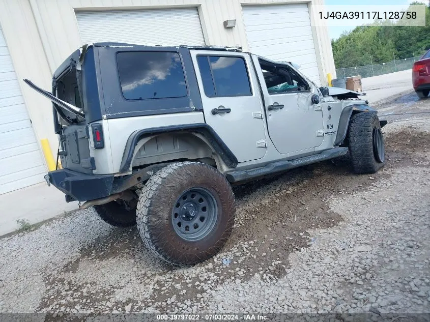 2007 Jeep Wrangler Unlimited X VIN: 1J4GA39117L128758 Lot: 39797022