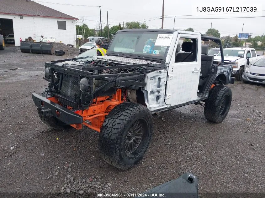 2007 Jeep Wrangler Unlimited Sahara VIN: 1J8GA59167L217039 Lot: 39846961