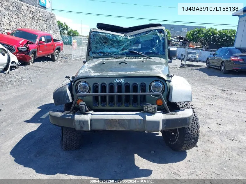 2007 Jeep Wrangler Unlimited X VIN: 1J4GA39107L158138 Lot: 40257260