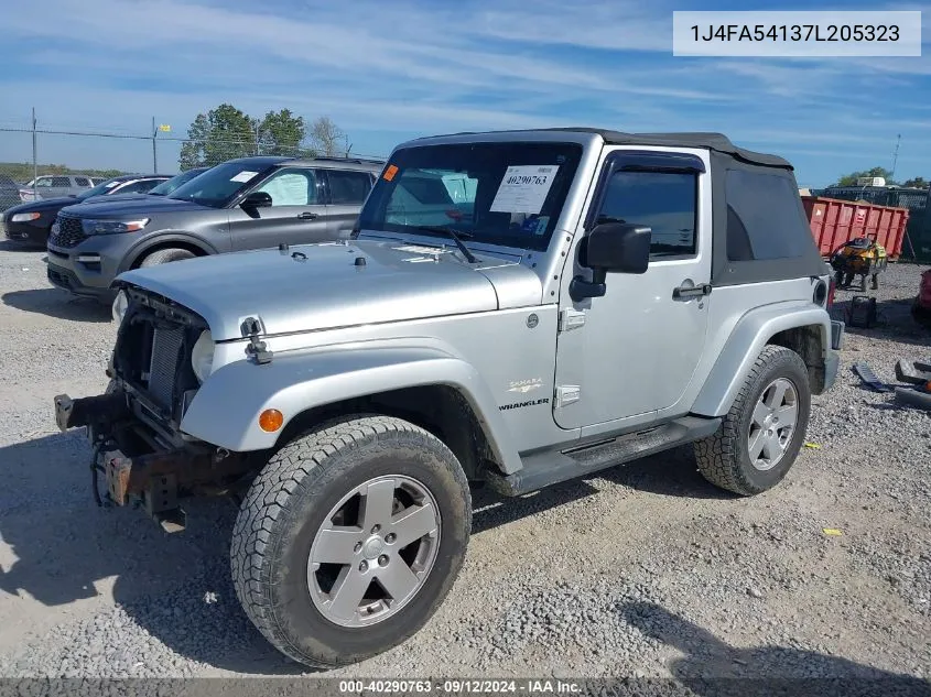 1J4FA54137L205323 2007 Jeep Wrangler Sahara