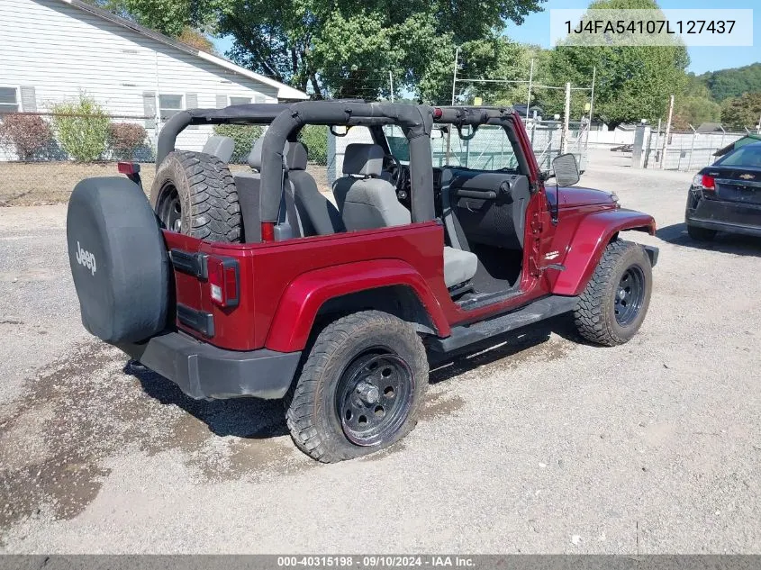 1J4FA54107L127437 2007 Jeep Wrangler Sahara