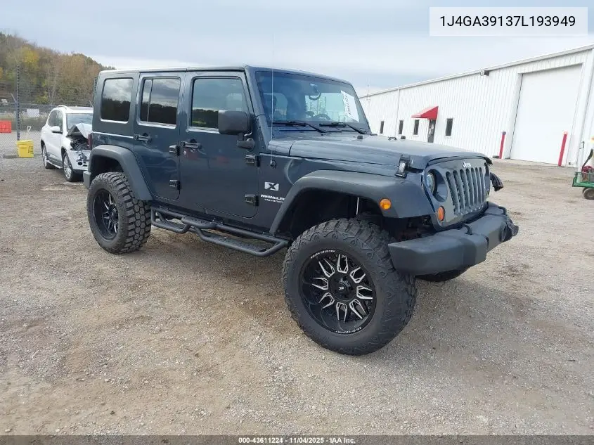 1J4GA39137L193949 2007 Jeep Wrangler Unlimited X
