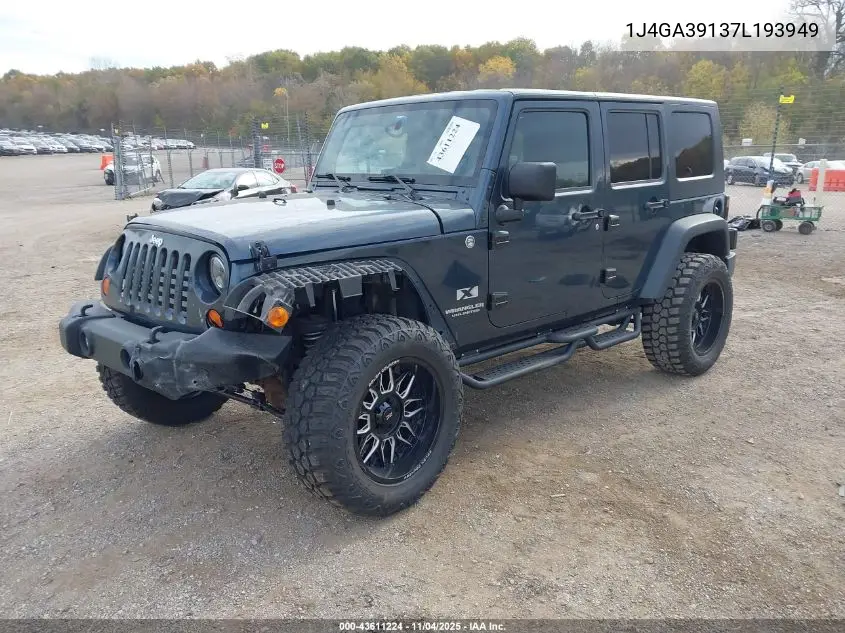 1J4GA39137L193949 2007 Jeep Wrangler Unlimited X