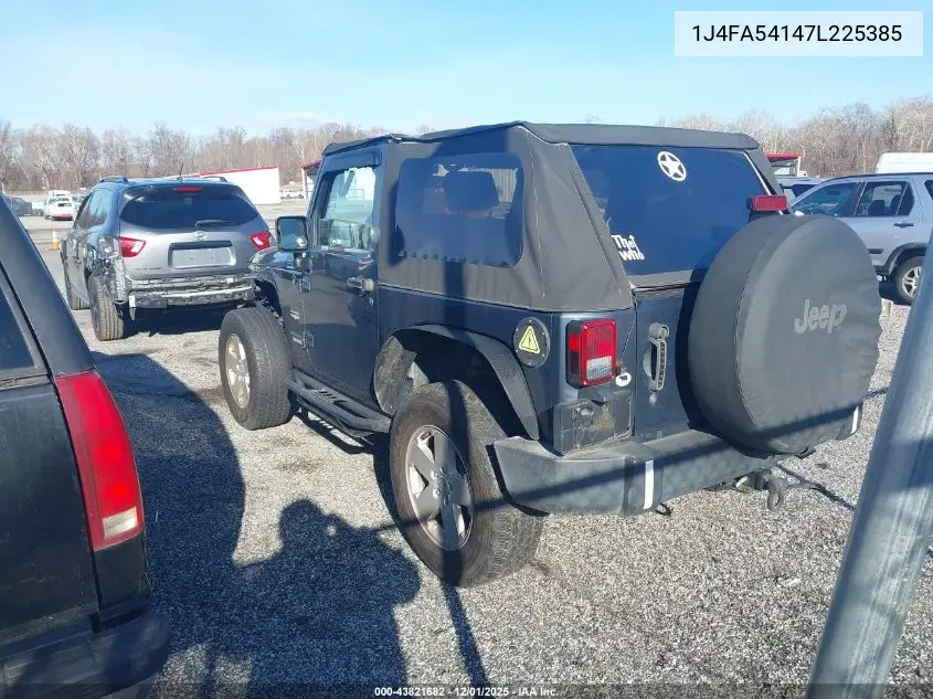 1J4FA54147L225385 2007 Jeep Wrangler Sahara