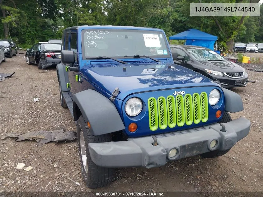 2009 Jeep Wrangler Unlimited X VIN: 1J4GA39149L744540 Lot: 39830701