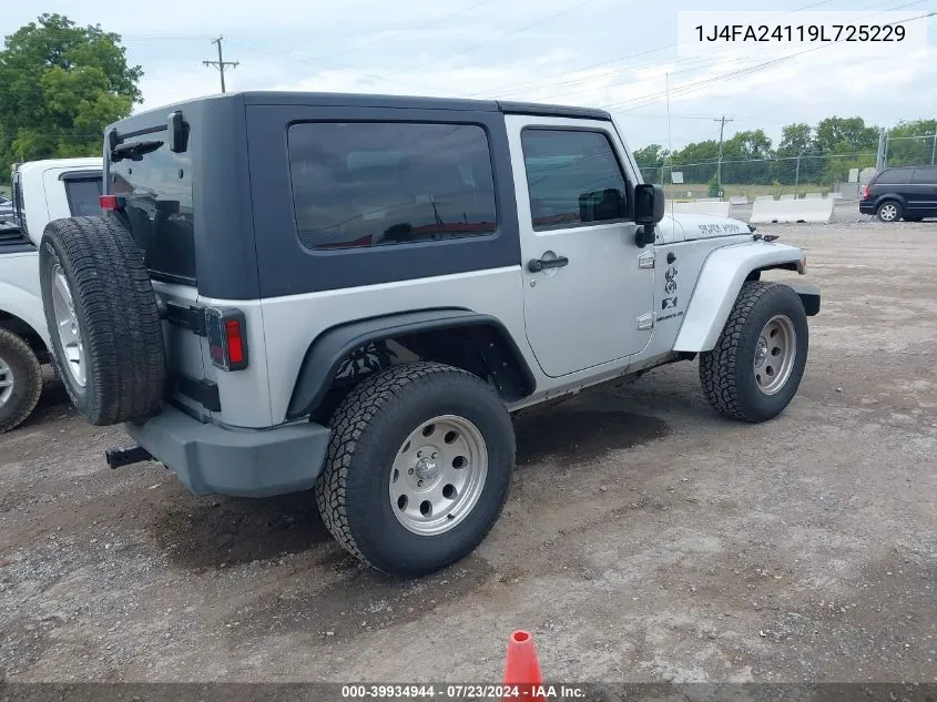 2009 Jeep Wrangler X VIN: 1J4FA24119L725229 Lot: 39934944