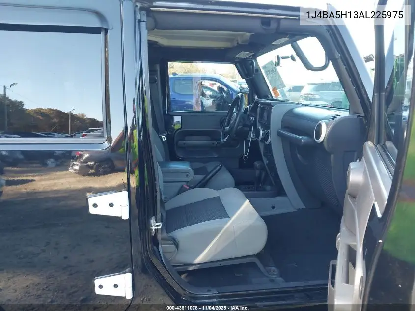 1J4BA5H13AL225975 2010 Jeep Wrangler Unlimited Sahara