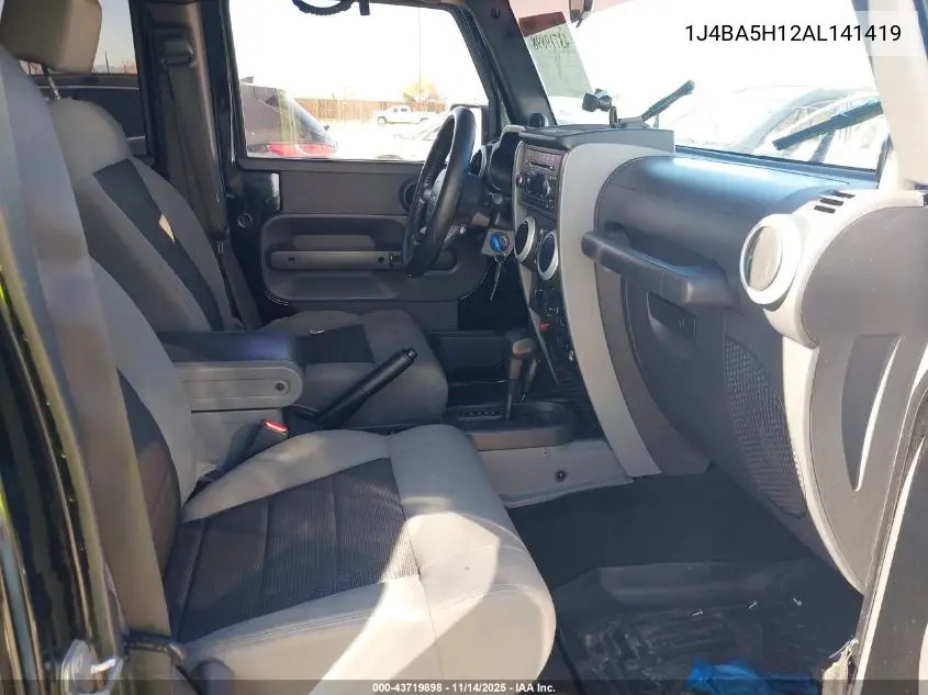 1J4BA5H12AL141419 2010 Jeep Wrangler Unlimited Sahara