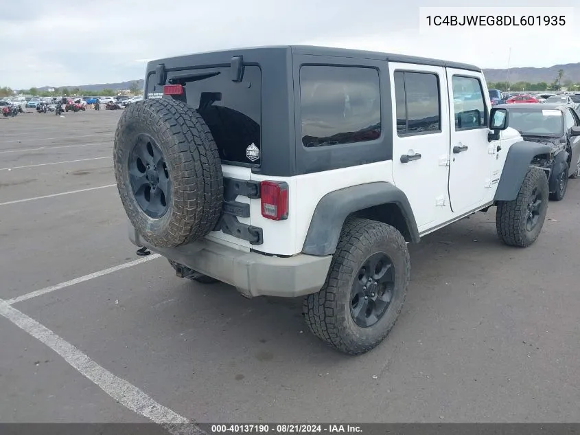 1C4BJWEG8DL601935 2013 Jeep Wrangler Unlimited Sahara