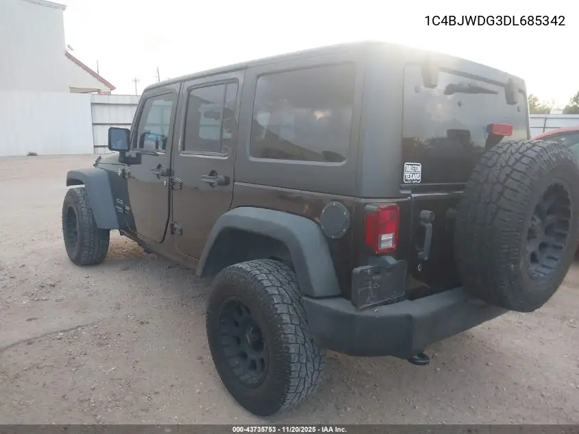 1C4BJWDG3DL685342 2013 Jeep Wrangler Unlimited Sport