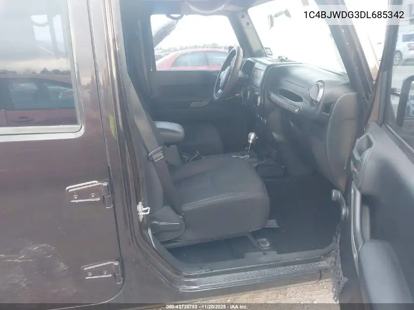 1C4BJWDG3DL685342 2013 Jeep Wrangler Unlimited Sport