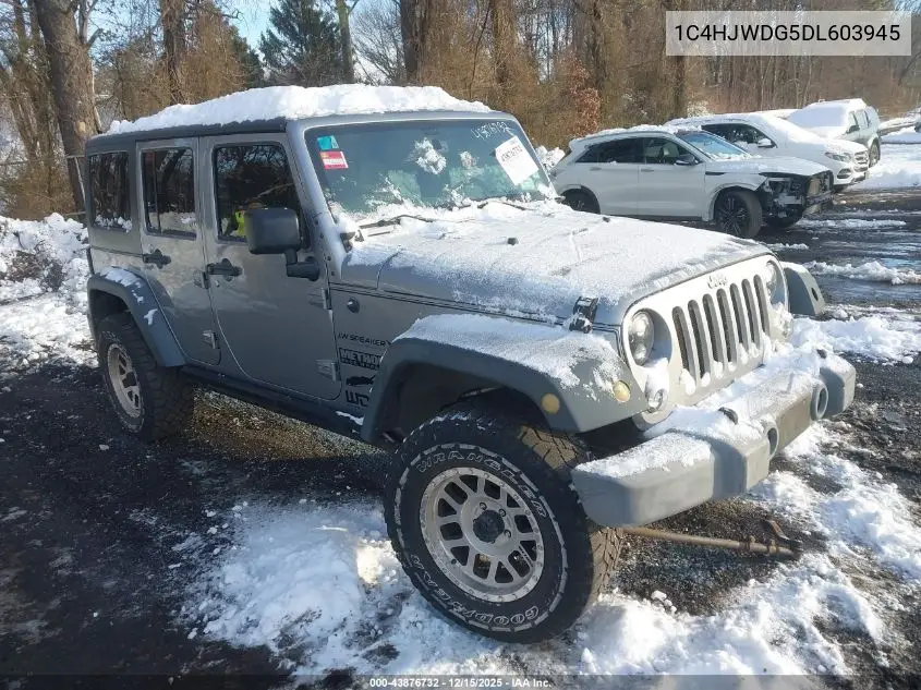1C4HJWDG5DL603945 2013 Jeep Wrangler Unlimited Sport