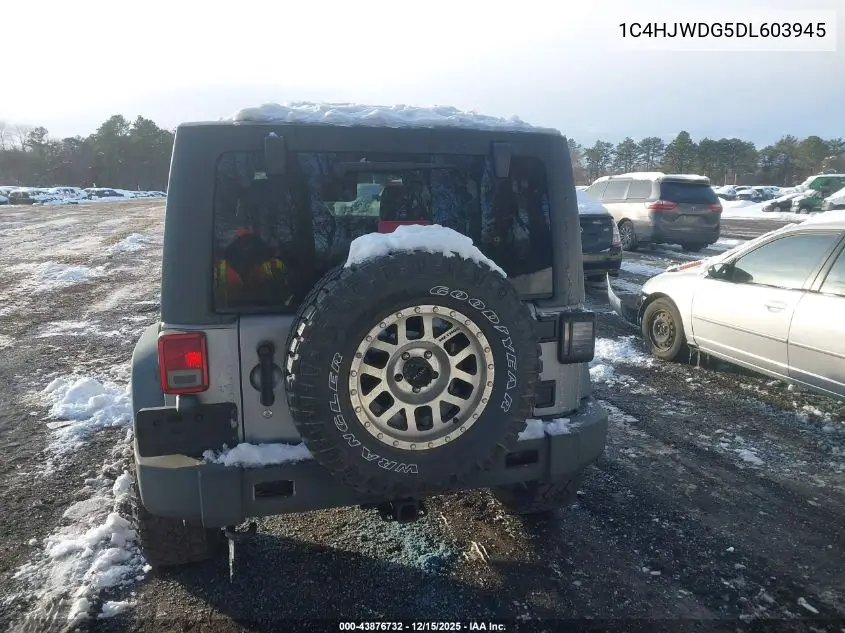 1C4HJWDG5DL603945 2013 Jeep Wrangler Unlimited Sport
