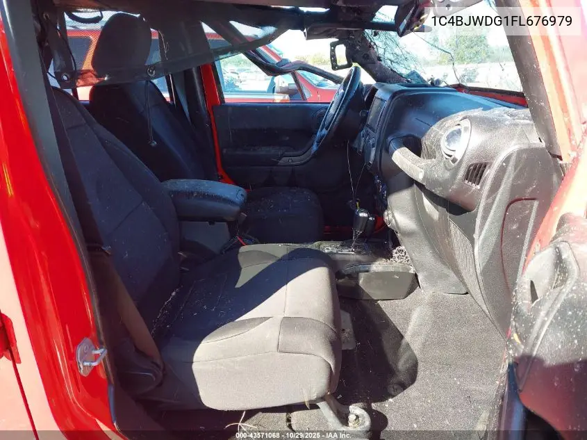 1C4BJWDG1FL676979 2015 Jeep Wrangler Unlimited Sport